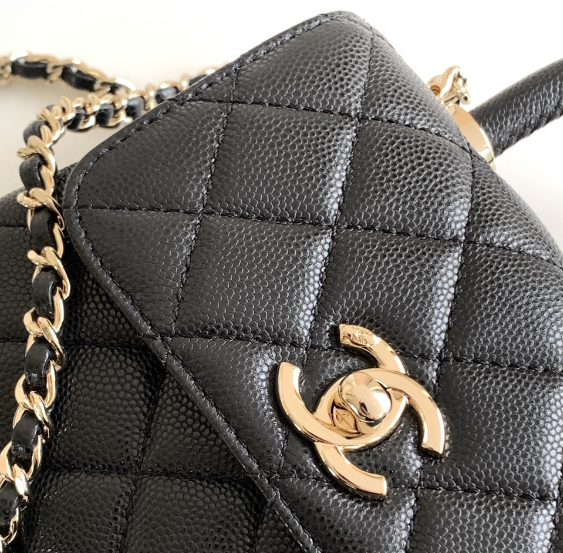 Chanel Tote in Black: The Quintessential Archive of Style