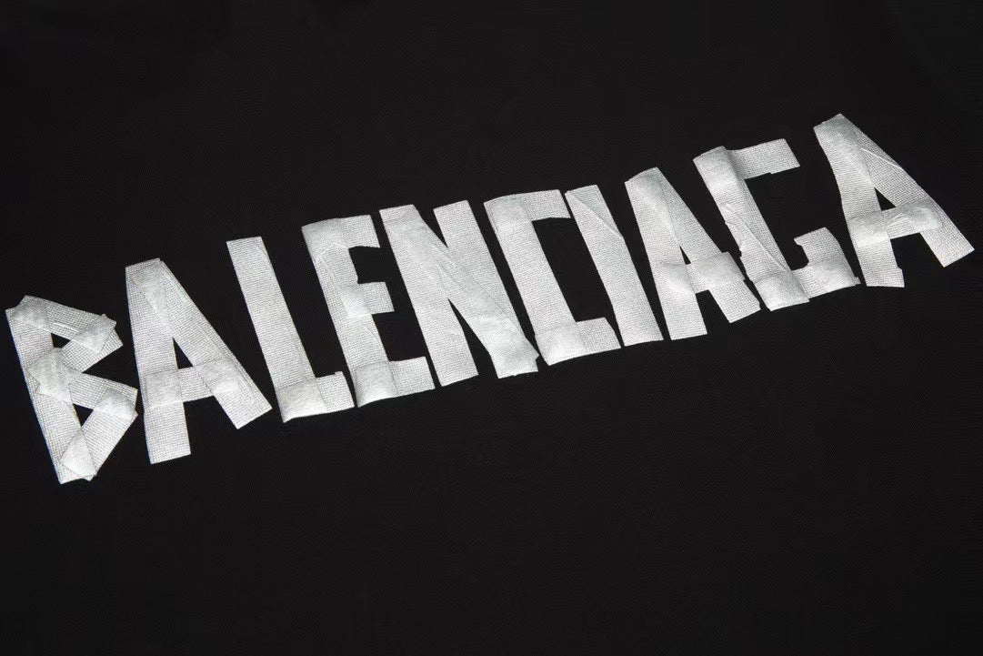 Balenciaga TAPE TYPE Short-Sleeve T-Shirt in Black