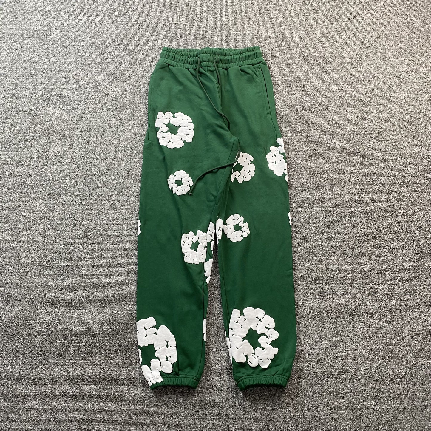 DENIM TEARS COTTON WREATH SWEATPANTS GREEN - Prime Reps