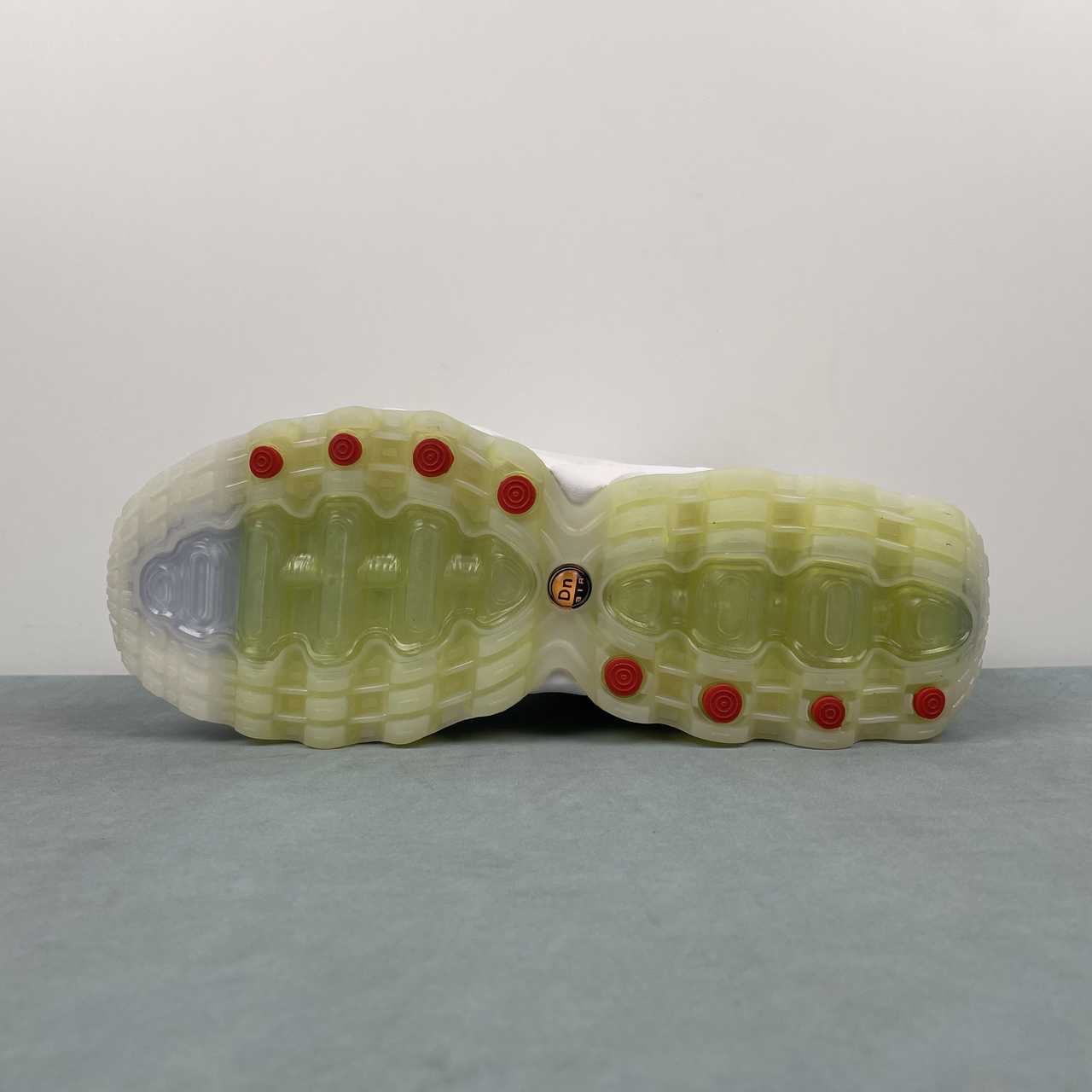 NIKE AIR MAX DN8 - Prime Reps