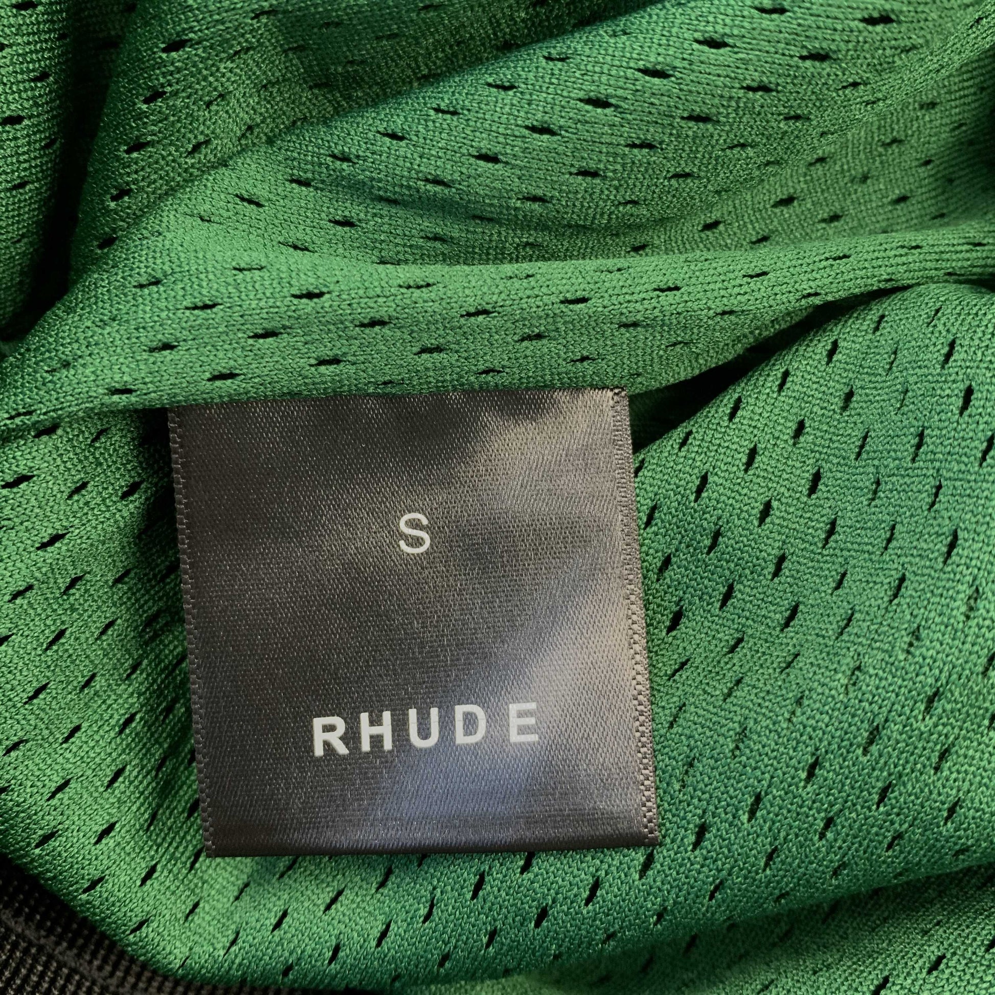 RHUDE COURT LOGO SHORTS GREEN - Prime Reps