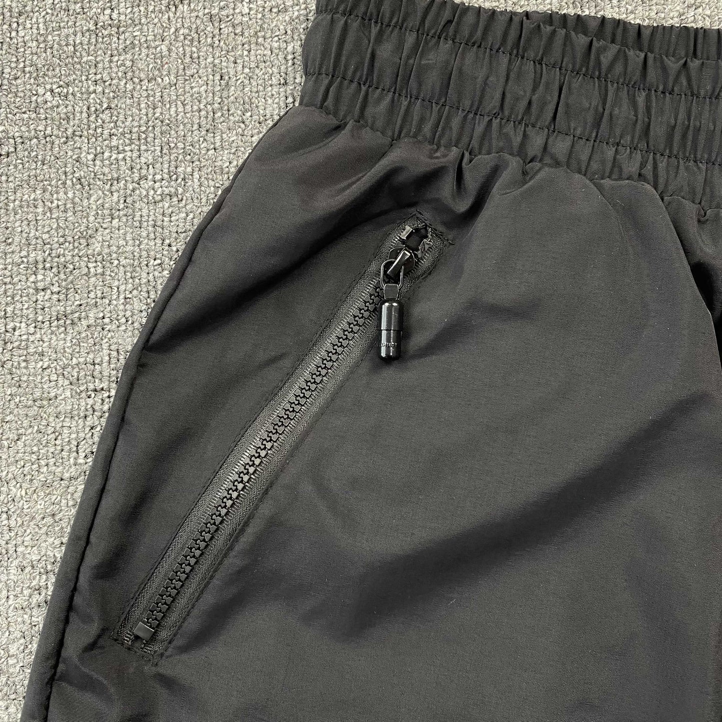 RHUDE RH LOGO SHORTS BLACK - Prime Reps
