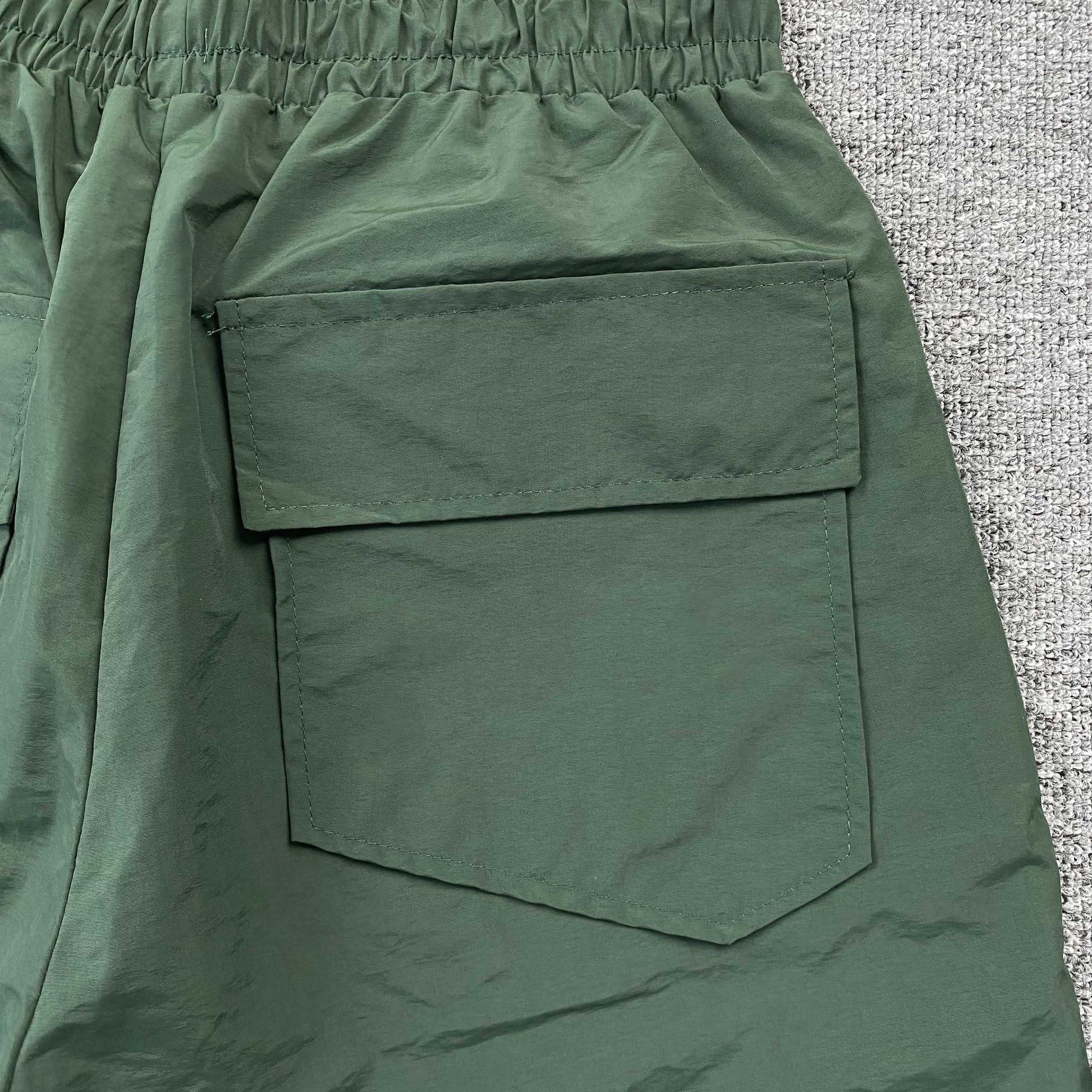 RHUDE RH LOGO SHORTS GREEN - Prime Reps