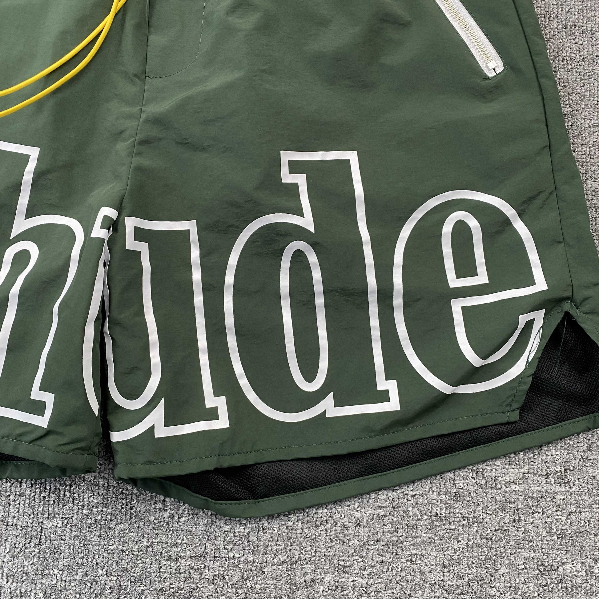 RHUDE RH LOGO SHORTS GREEN - Prime Reps
