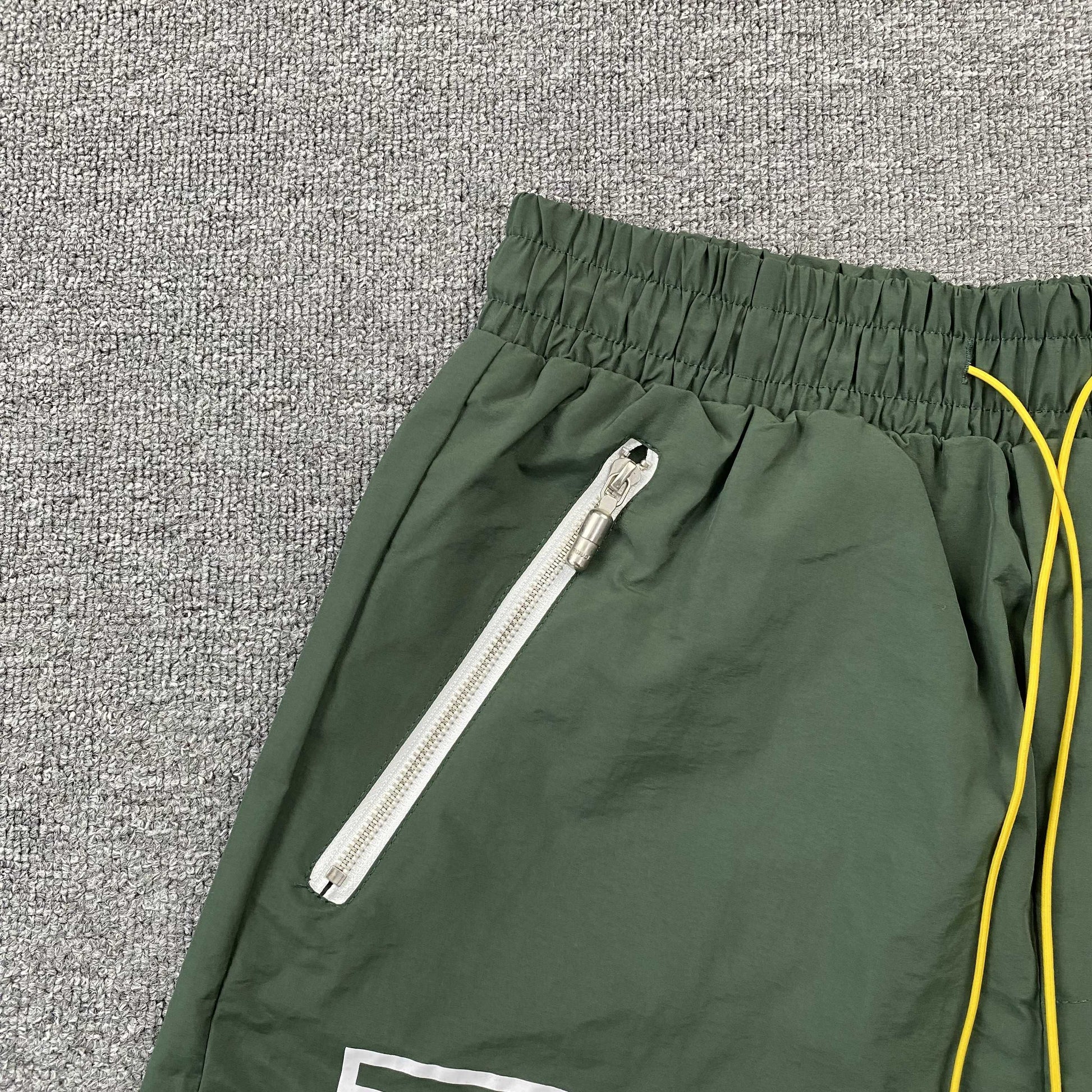 RHUDE RH LOGO SHORTS GREEN - Prime Reps
