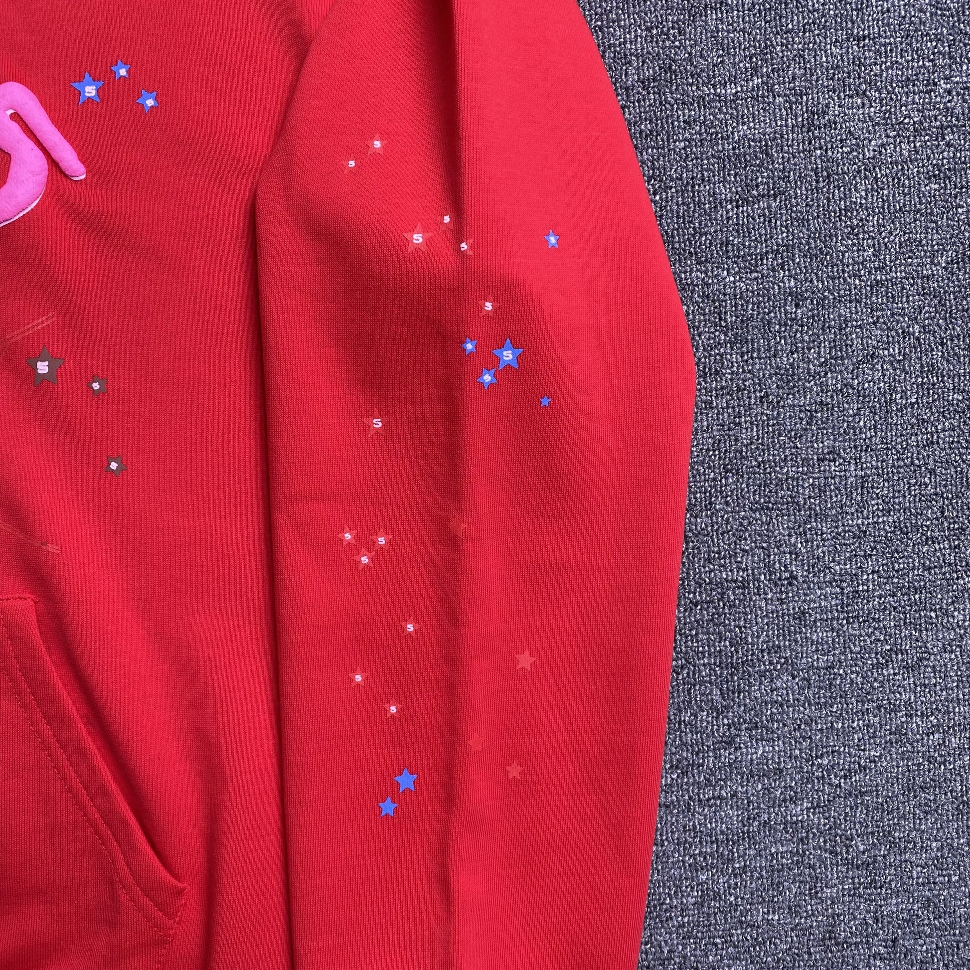 SP5DER WORLDWIDE RED ANGEL NUMBER 555 HOODIE RED - Prime Reps