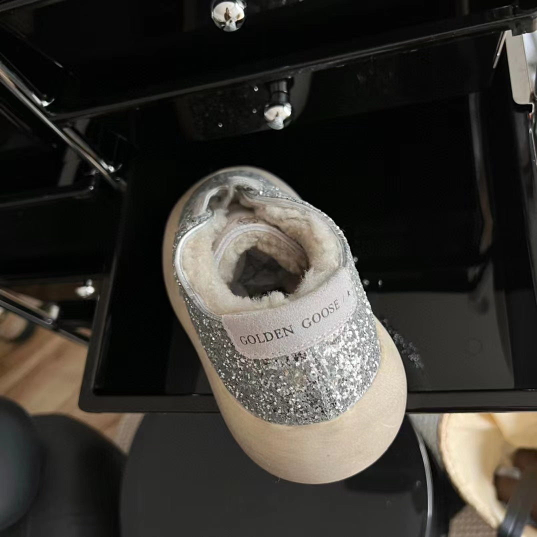 Women's Space-star Shoes In Silver Glitter With Shearling Lining